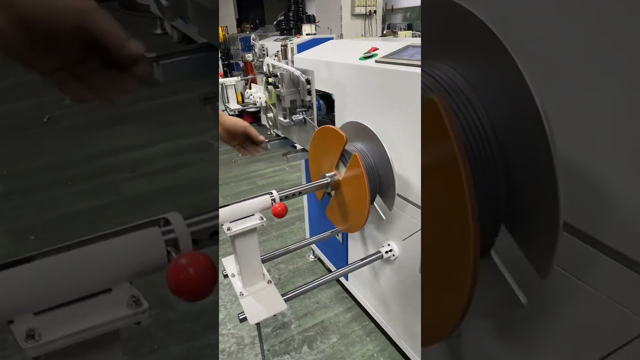 Stojací automatický stroj na měření, navíjení, řezání a vázání drátu 1–16 mm
