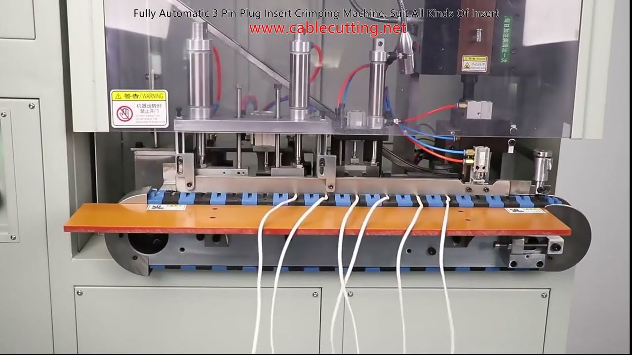 Plně automatický krimpovací stroj na 3pólové zástrčky | Univerzální pro všechny typy vložek