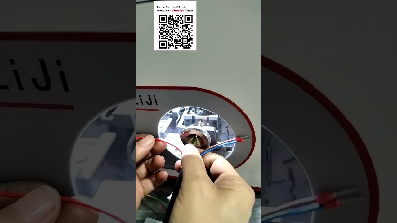 Automatický krimpovací stroj na trubkové koncovky s 4-bodovým indent aplikátorem | Strojní zařízení pro automatizaci
