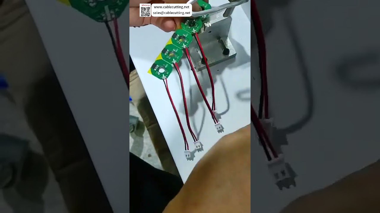 Small Fan Wire to PCB Soldering Machine  800 PcsHr High Yield & Quality Welding Processing Tool - Shorts