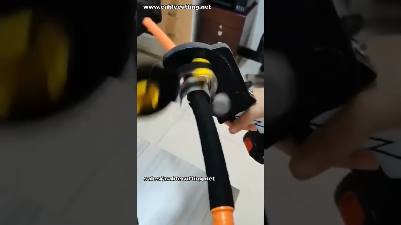 Ruční páskovací stroj s volitelnou základnovou stanicí | Video o tovární automatizaci